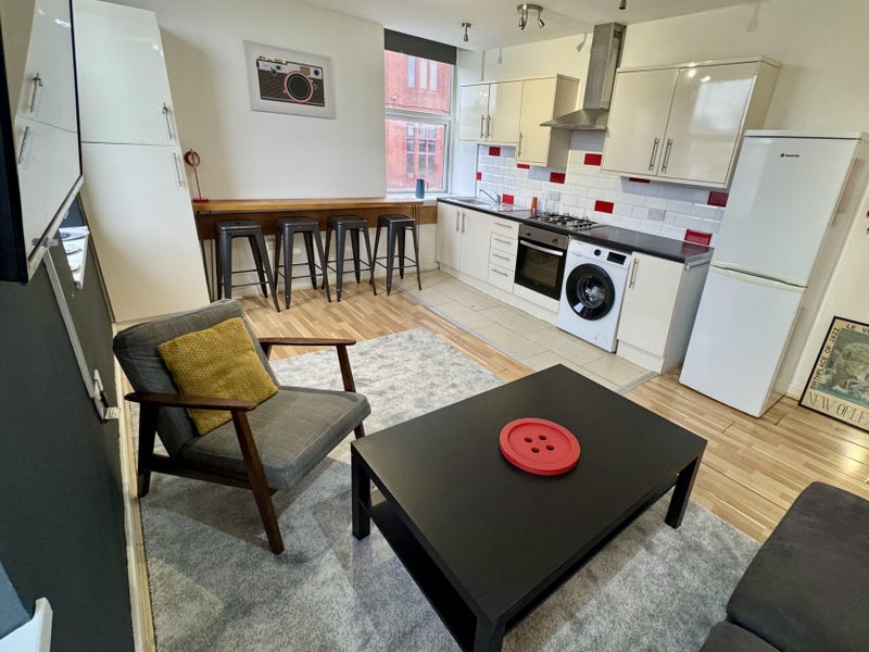 Shared kitchen and living area at 376 Mill Street